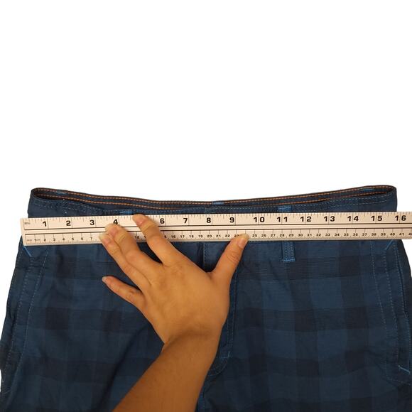 The North Face Men's Chino Shorts Sz 32 Green Plaid Casual Flat Front Golf - Picture 11 of 13